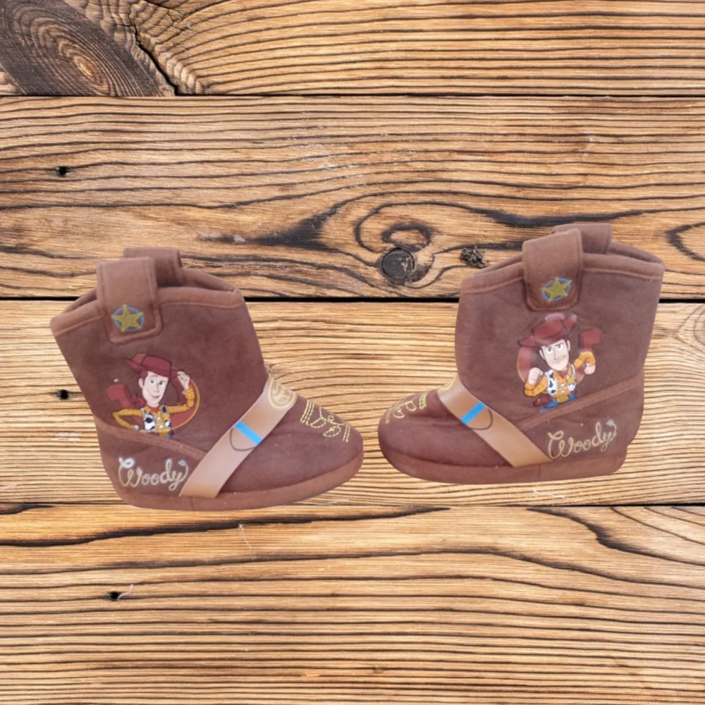 M4)  Disney Toy Story Woody Toddler Boots Slippers Size 5-6 Brown Soft Costume